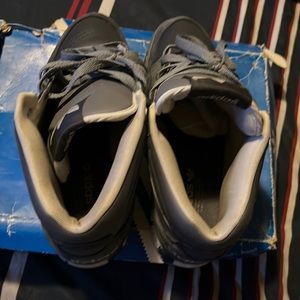 Adidas Roadhouse Mid